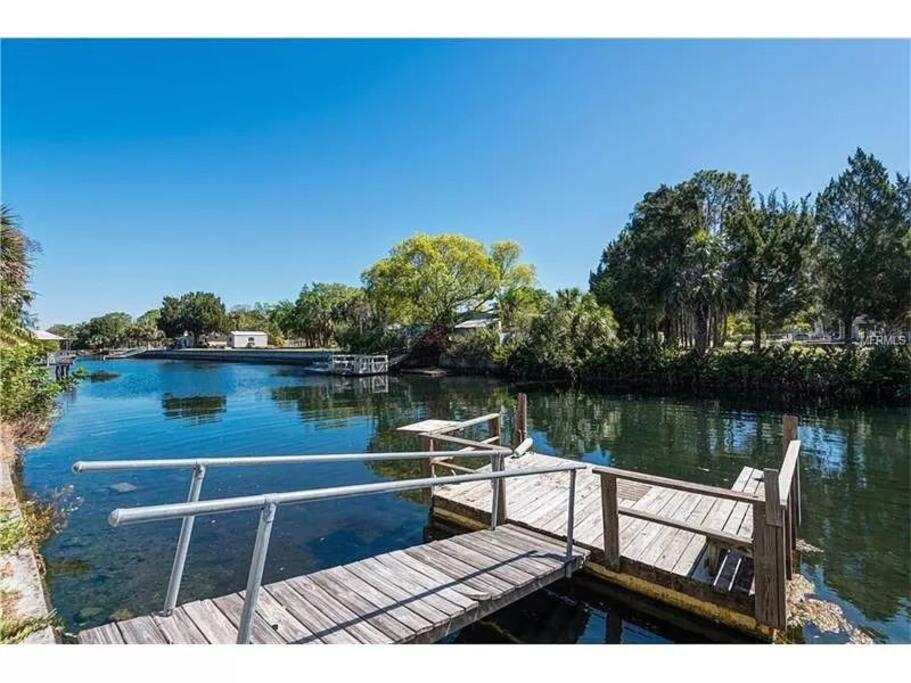 4Br Private Dock, Warm Spring Canal, Kayaks, Canoe Villa Hudson Exterior photo