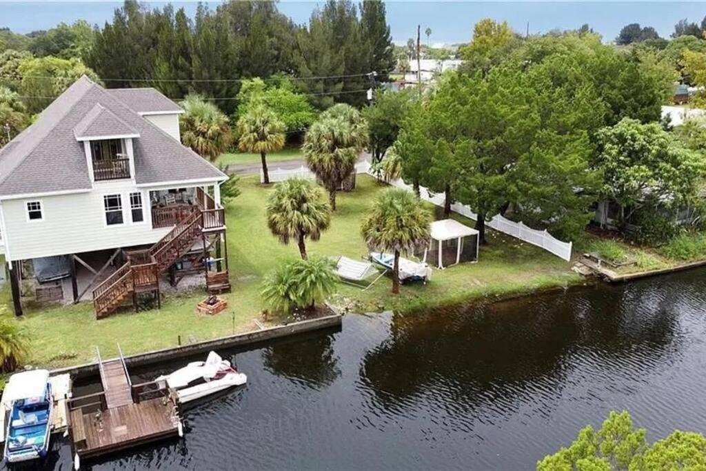 4Br Private Dock, Warm Spring Canal, Kayaks, Canoe Villa Hudson Exterior photo